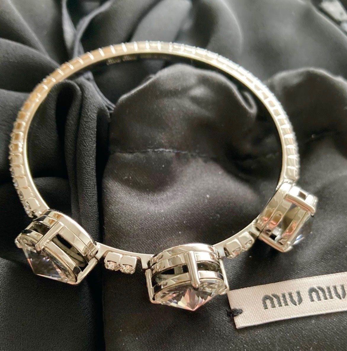 Miu Miu Bracciali & Braccialetti: MIU MIU Armreif – Nuovo e nell'imballaggio originale da Fruthwilen venduto da LaFleureBlanche 2