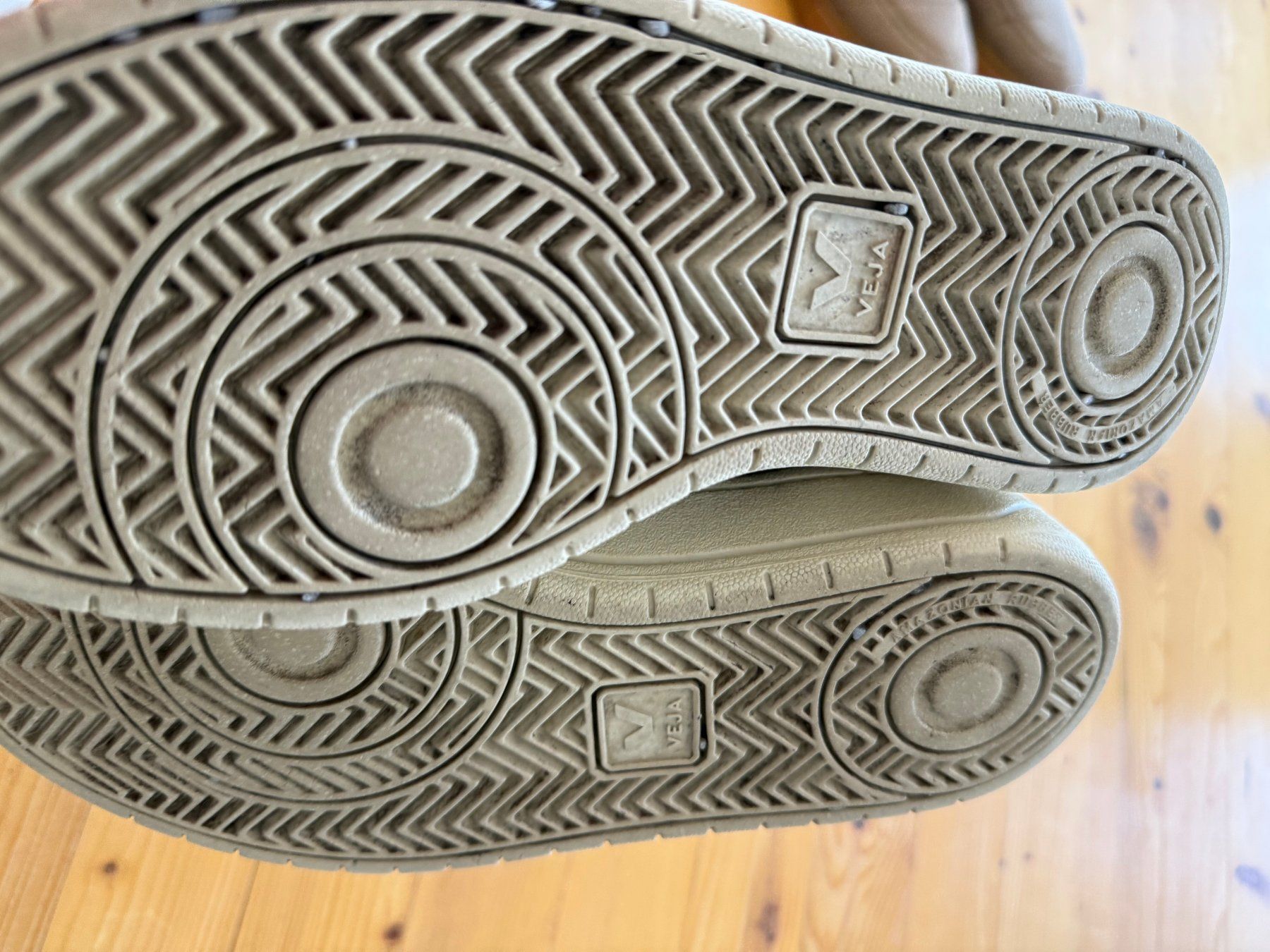Veja Scarpe da donna: Veja Sneakers Leder Grösse 39 – Usato da Kirchdorf AG venduto da coco123 5