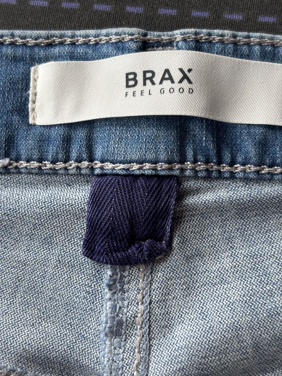 Brax Jeans: Jeans blau Grösse K38 – Usato da Kesswil venduto da Branca-01 7