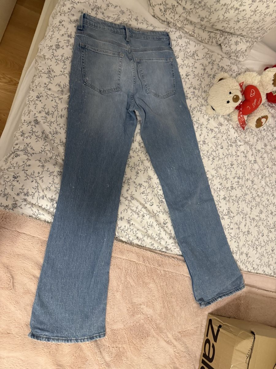 H&M Jeans: H&M bootcut jeans – Gebraucht aus Bützberg von mor_f2hd 1
