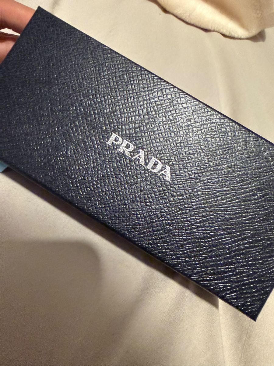 Prada Brillen & Gläser: Prada Sonnenbrillte – Gebraucht aus Zürich von francisca.21 2