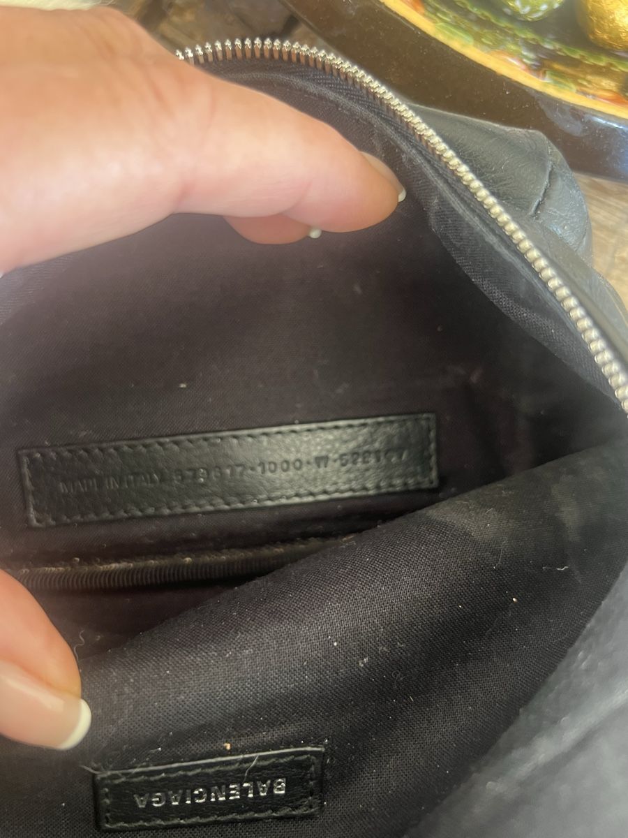 Balenciaga Borse da donna: Echte Balenciaga Bauchtasche Leder – Usato da Horgen venduto da Baroseda 1