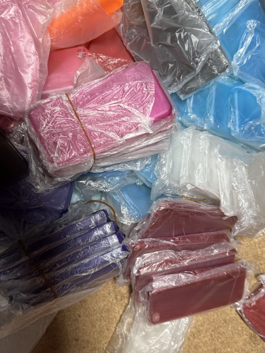 Covers & Schutzfolien: Restposten 30. verschhandy hülle – Neu und originalverpackt aus winterthur von ds09061 2