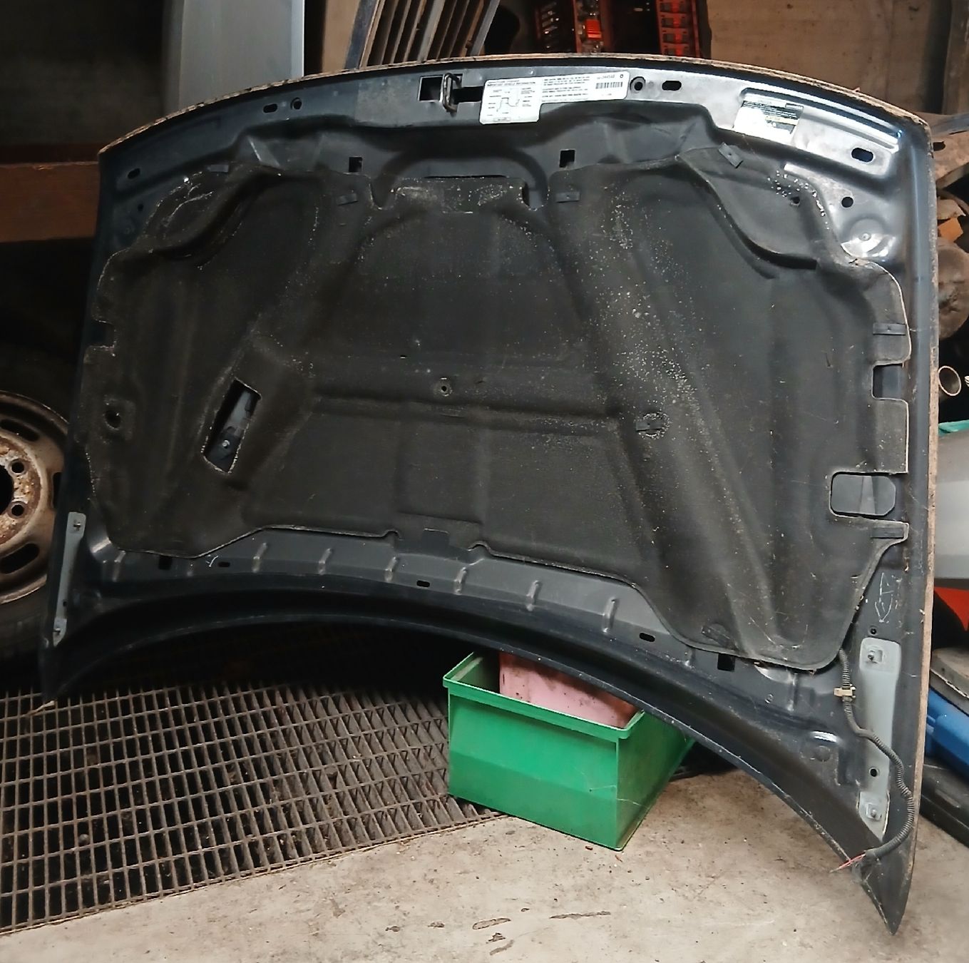 Jeep Toutes les pièces auto: Capot Jeep Grand Cherokee WJ 1998-2005  – D'occasion à la heutte par Auto-stock 1