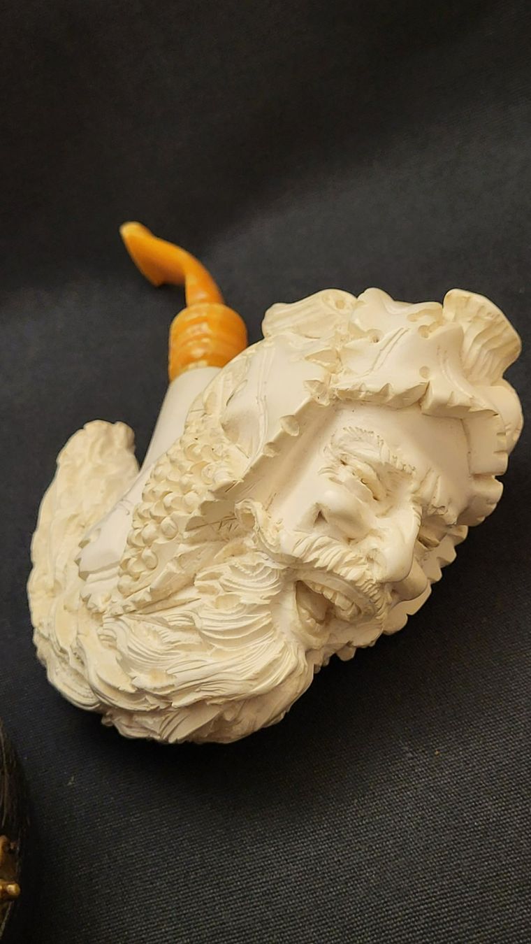 Statuette: Mega Meerschaum-Pfeife inkl. Etui – Usato da Basel venduto da spinne02 1