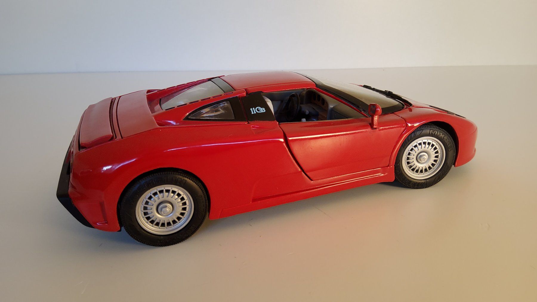 Bugatti Modellini d'auto: Modellauto BUGATTI EB110 1/18 ANSON – Usato da Grüningen venduto da VENOM59 2