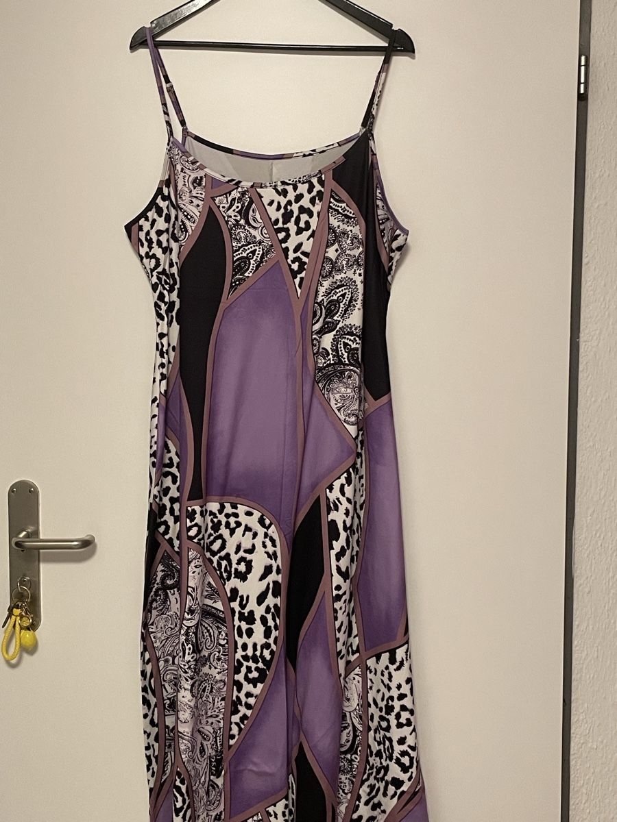 Kleider: Kleid – Neu (gemäss Beschreibung) aus Gossau ZH von Lavinia07