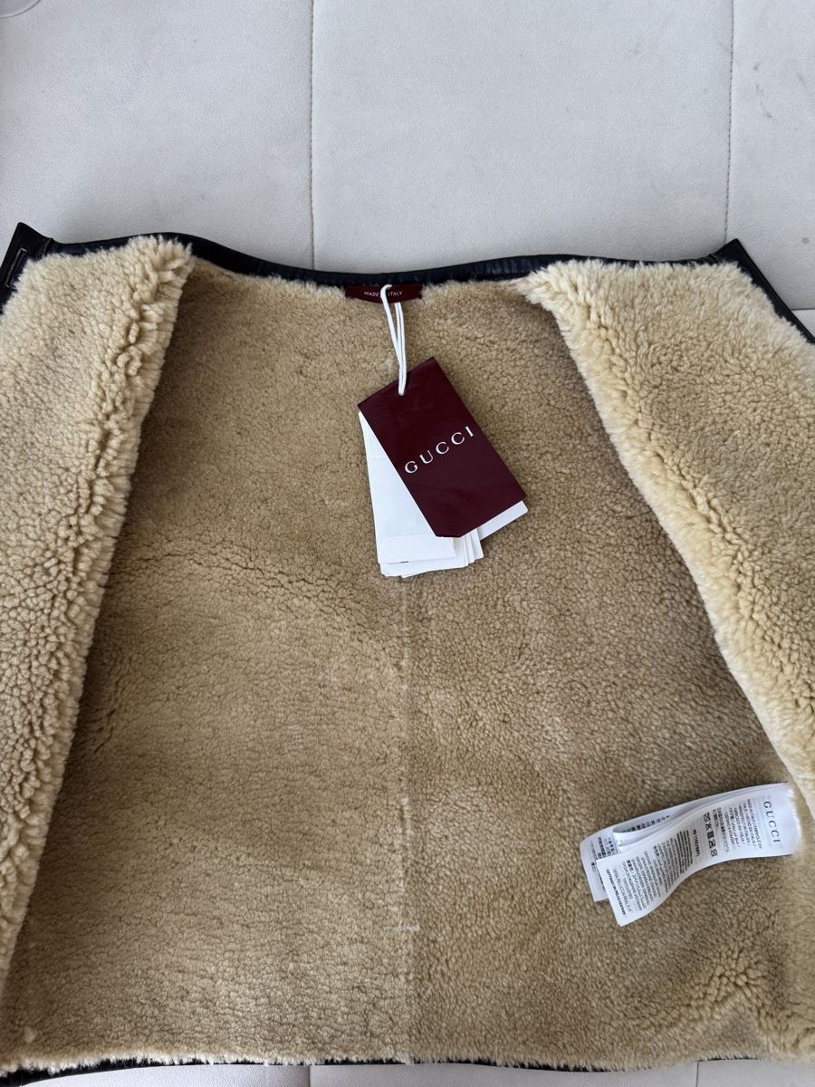 Gucci Vestes: Gucci Jacke mit innen Fell – Neuf avec emballage d'origine à Neuenhof par ili_l5qv 2