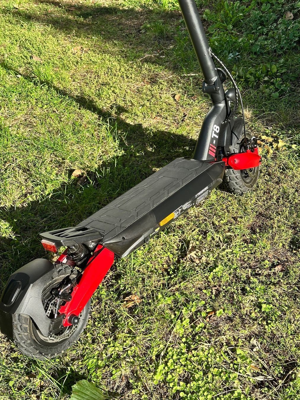 Kickboard: Starker E-Scooter T8 – Usato da Therwil venduto da Luft59 5