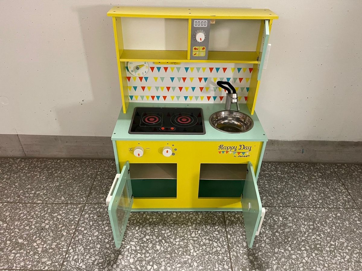 Janod Giocattoli: Janod Spielküche mit Accessoires – Usato da Zürich venduto da chemostat 3