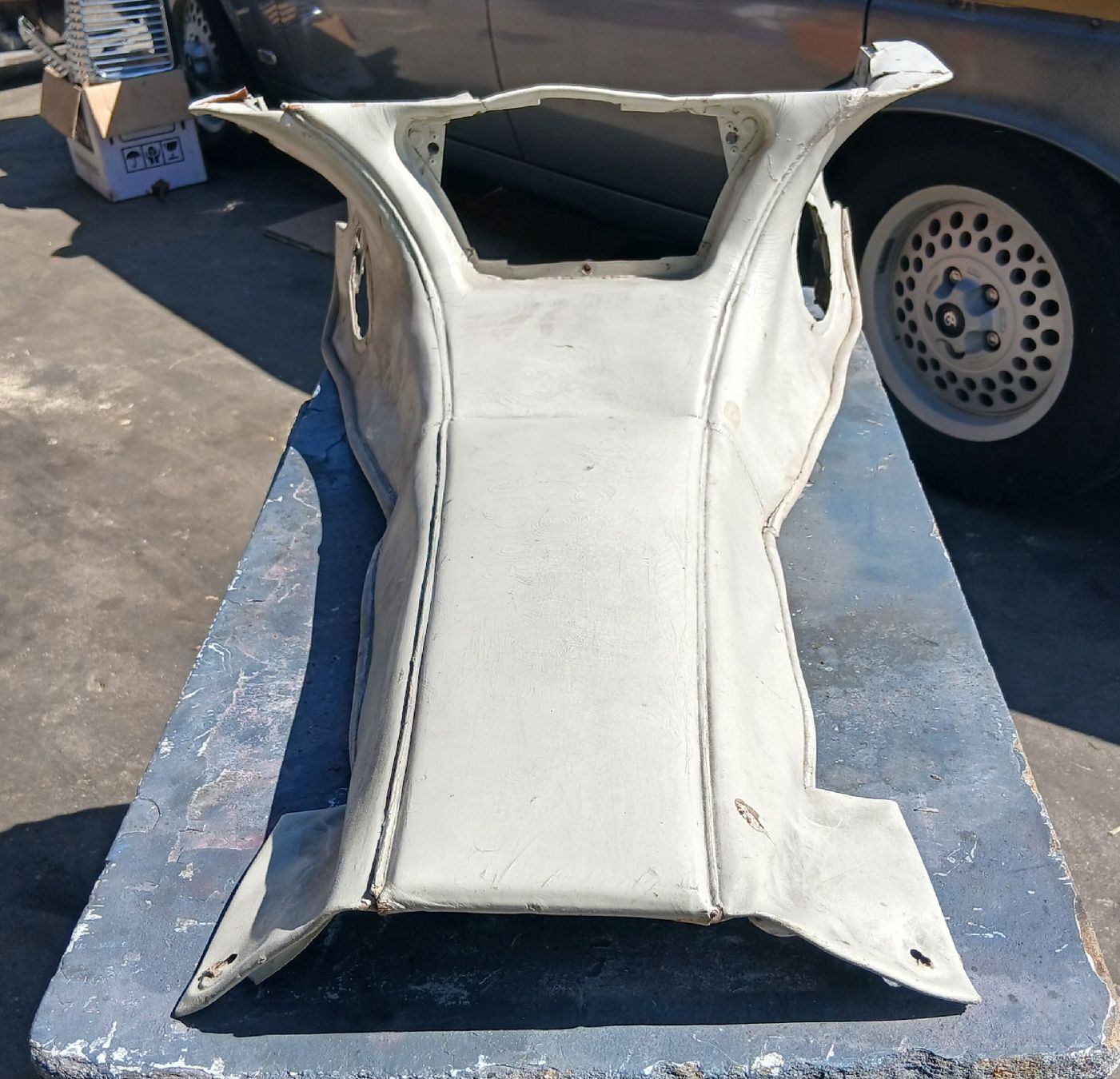 Jaguar Tutti pezzi di ricambio auto: Console Jaguar Mk10 ou 420g – Usato da la heutte venduto da Auto-stock 1