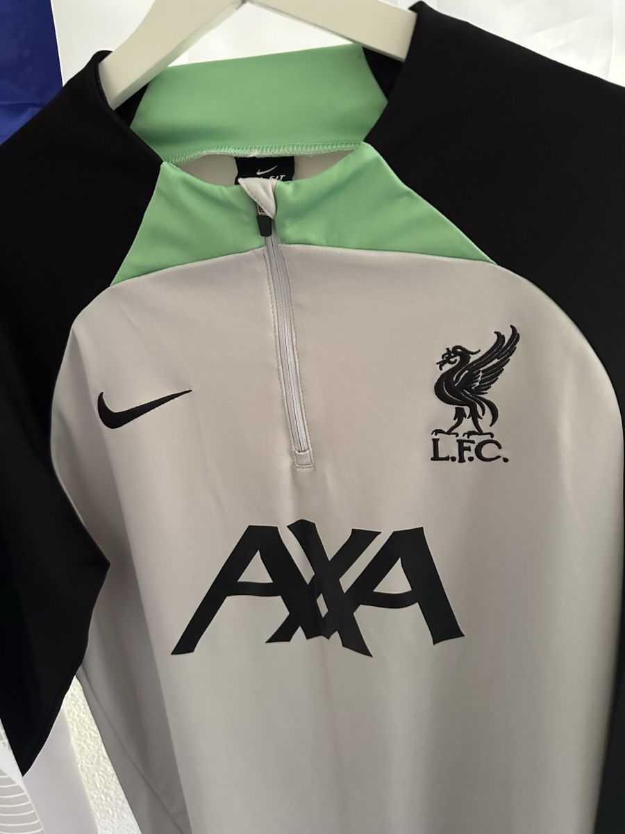 Nike Completi: Liverpool Trainingsanzug Grösse L  – Usato da Kehrsatz venduto da shabirrezai27 1