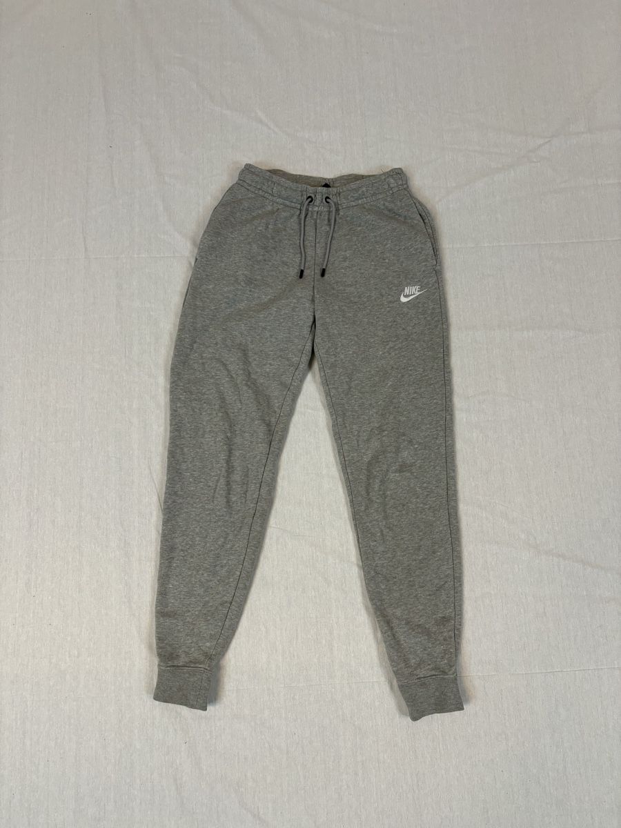 Nike Pantaloni: Nike Trainerhose – Nuovo (secondo la descrizione) da Lindau venduto da KT_Vintage