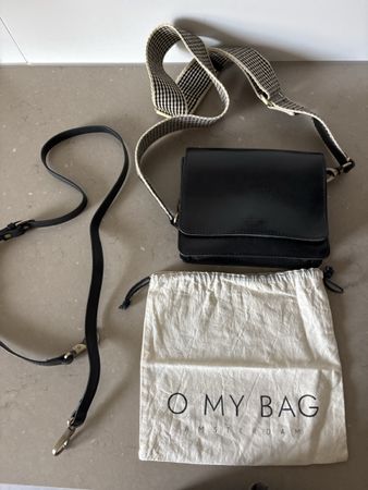 Umhängetasche O My Bag schwarz mit zwei Riemen gebraucht