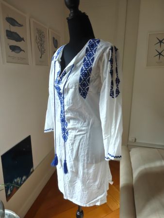 Manor white blue embroidered tunic dress beach tunic M L