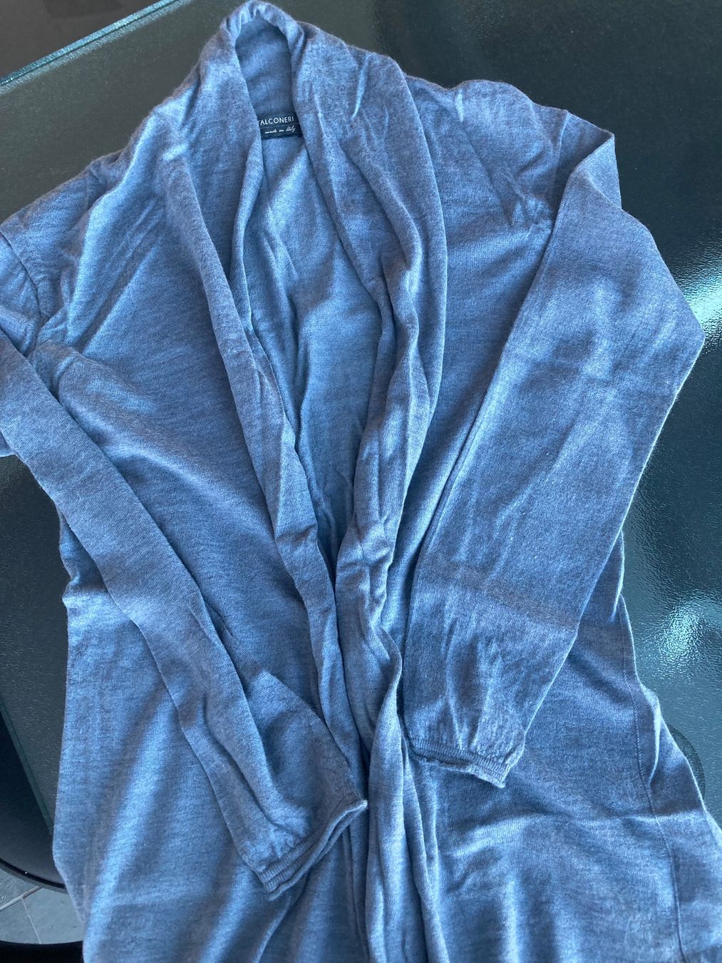 Falconeri Giacche: FALCONERI Strickjacke, Hellblau/Grau, Gr. M, 100% Kaschmir – Nuovo (secondo la descrizione) da Zürich venduto da elegantissima