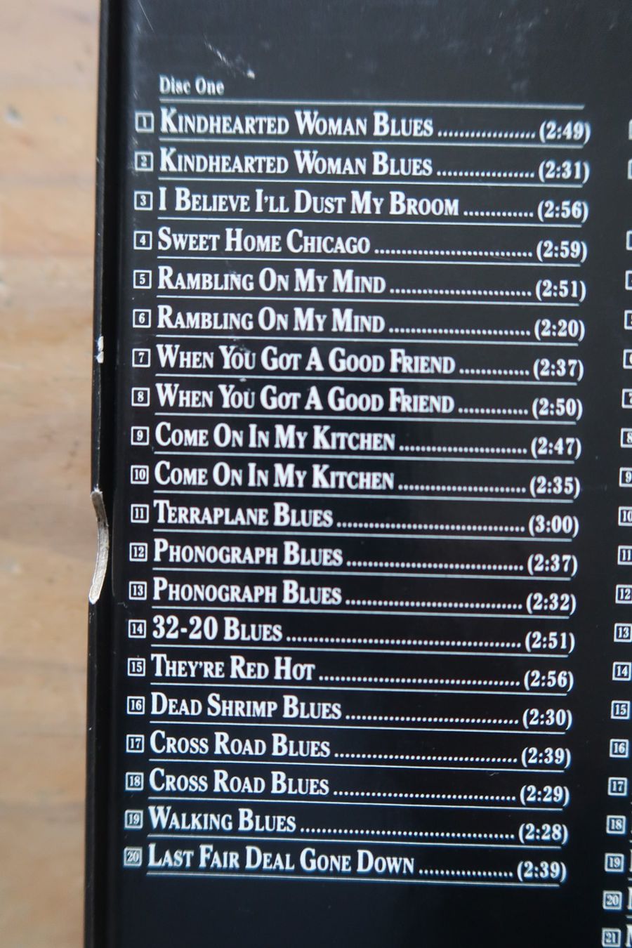 CD: ROBERT JOHNSON - THE COMPLETE RECORDINGS - 2x CD BOXSET – Usato da Basel venduto da Patiscat 3
