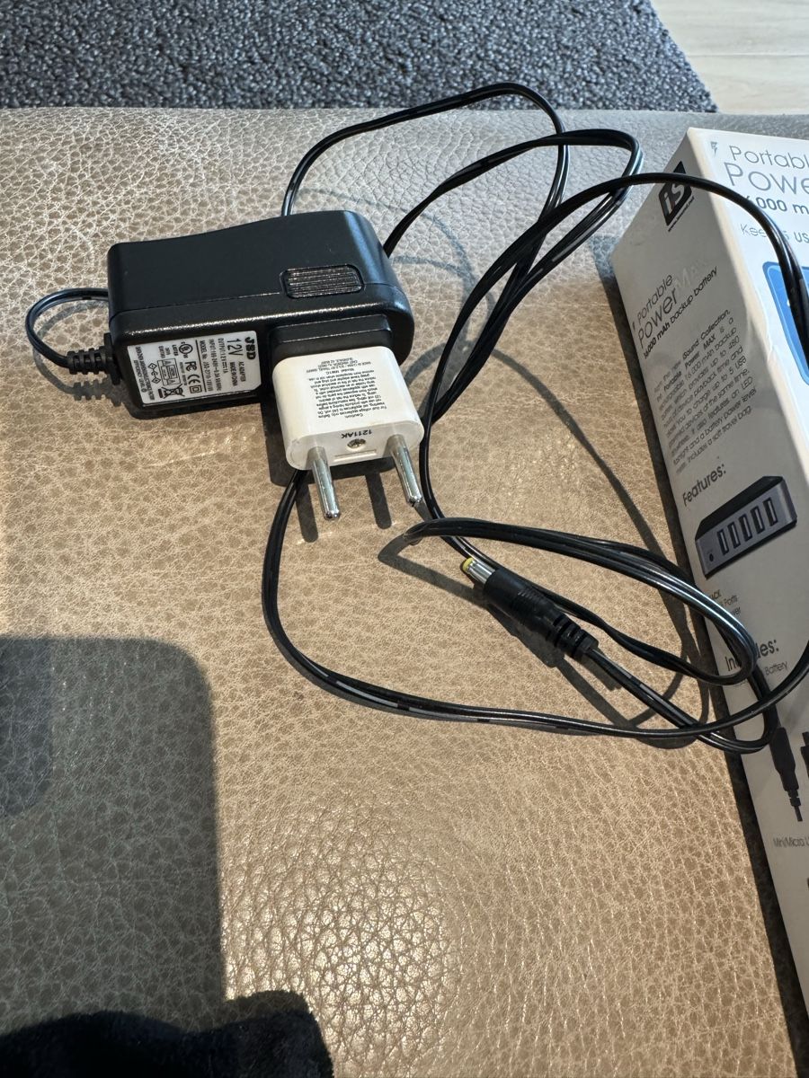 Caricatori & Batterie: Portable powermax backup battery – Usato da Münchenstein venduto da ArleneLM 2