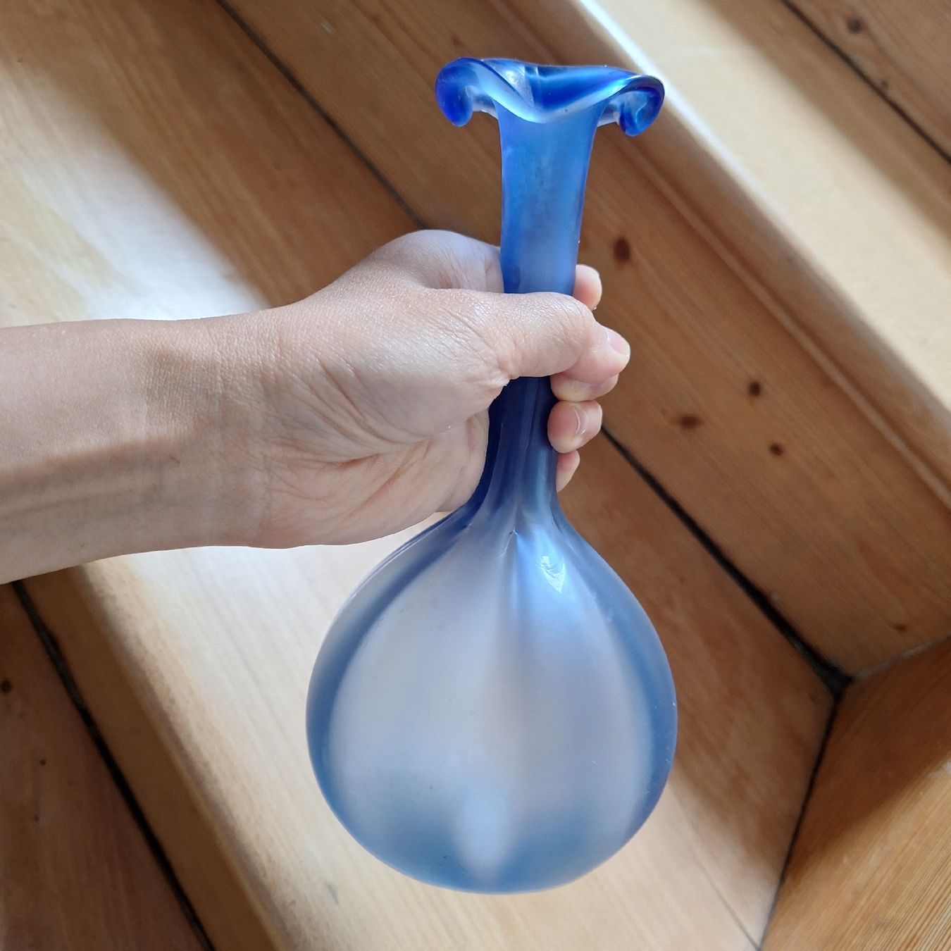 Vasen & Gefässe: Versand möglich! Blaue, alte Vase. Altes Glas – Gebraucht aus Winterthur von Goldpipau 8