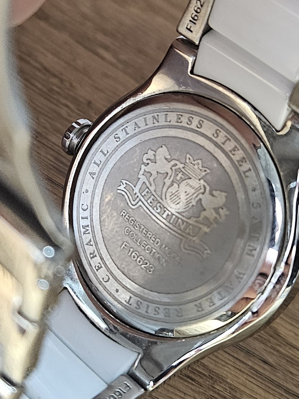 Festina Montres: Festina Damenuhr 38mm – D'occasion à Flamatt par pie_f9zm 6