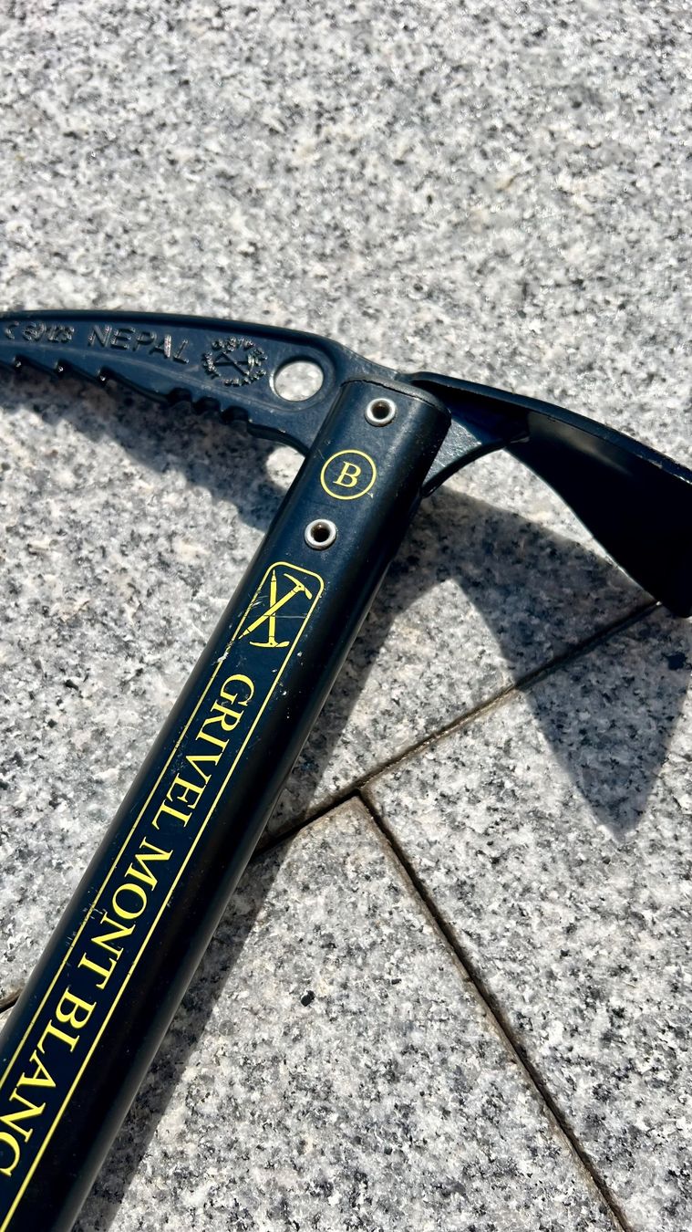 Grivel Matériel de grimpe: Grivel Eispickel absolut Neuwertig!!! – Neuf (Voir description) à Laupen ZH par Zkb1 4