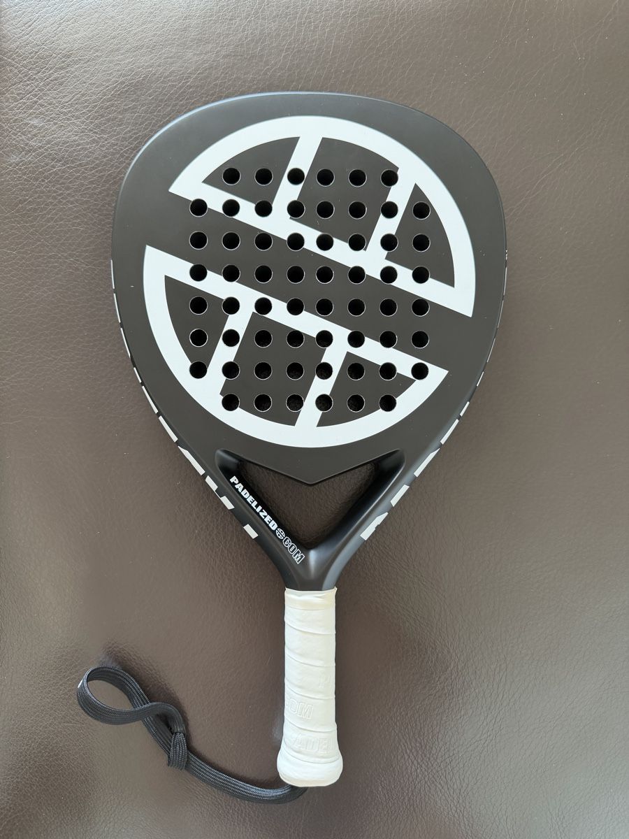Schläger: Raquette de Padel Padelized – Neu und originalverpackt aus Conthey von LuCavalli