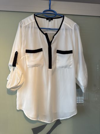 Sommerliche Bluse, Grösse 38, neuwertig!
