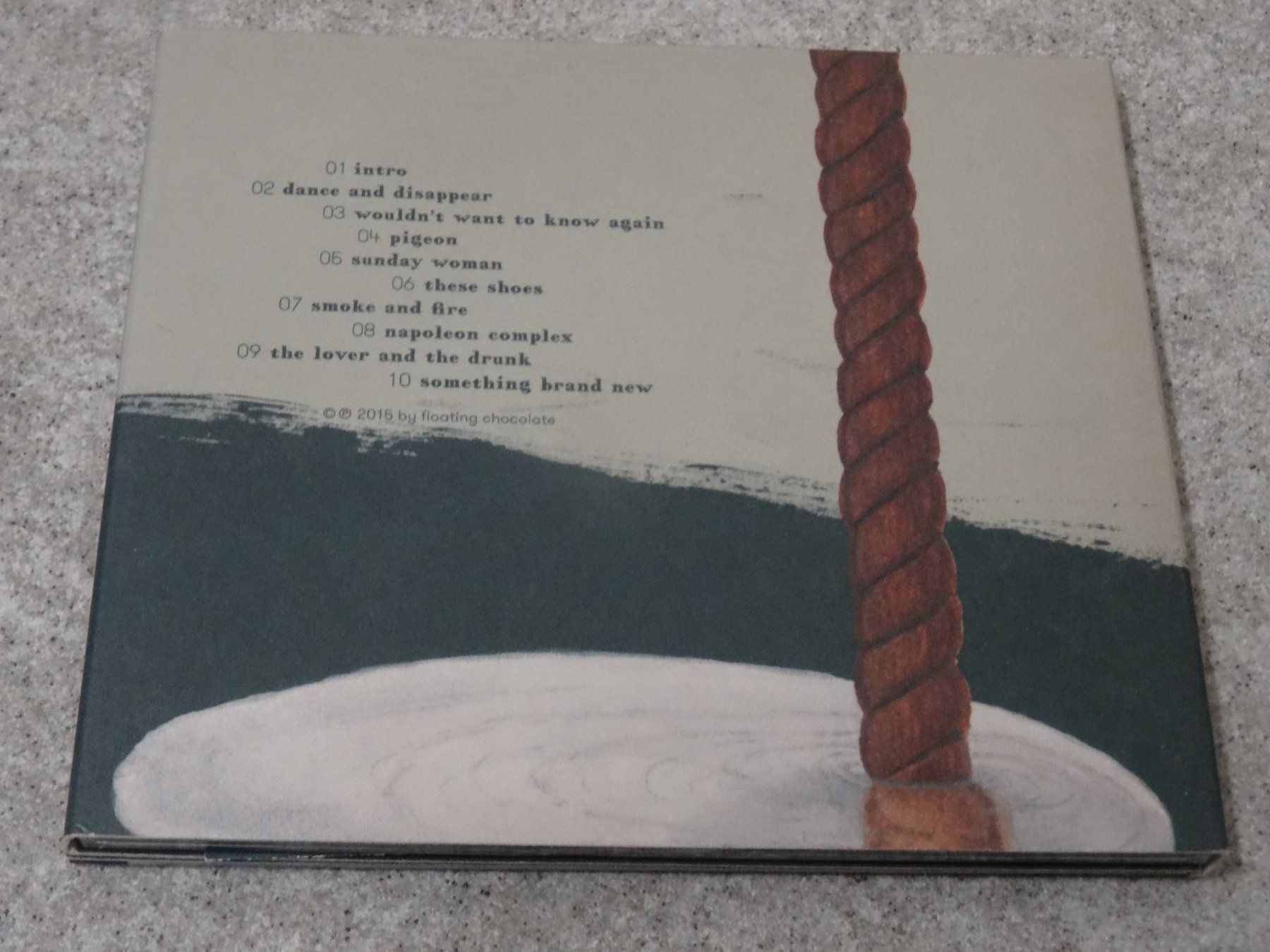 CD: Floating Chocolate - Everything but rational thoughts CD – Usato da Olten venduto da Disc-Ausverkauf 1