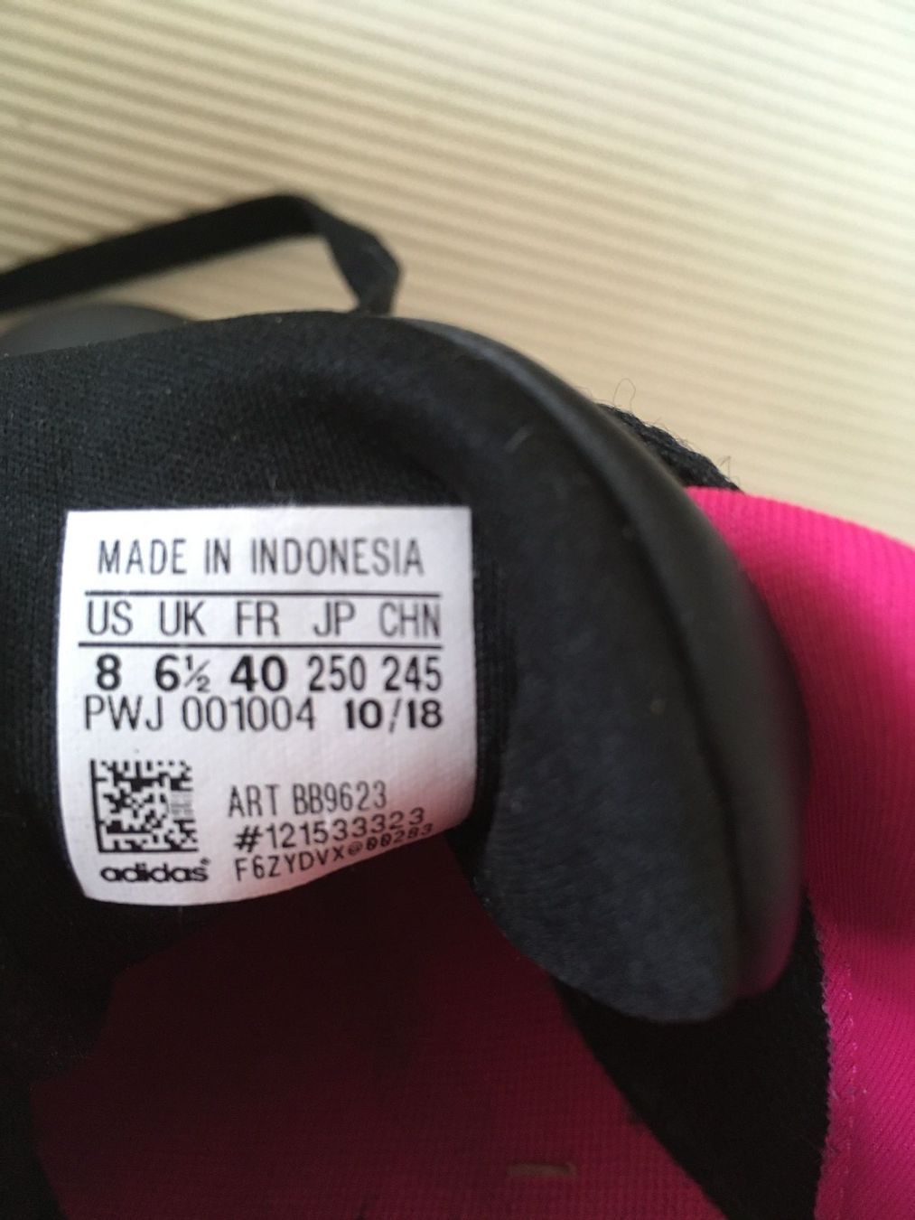 Adidas Damenschuhe: Adidas Sneakers Gr. 40 – Gebraucht aus Muotathal von robin40 6