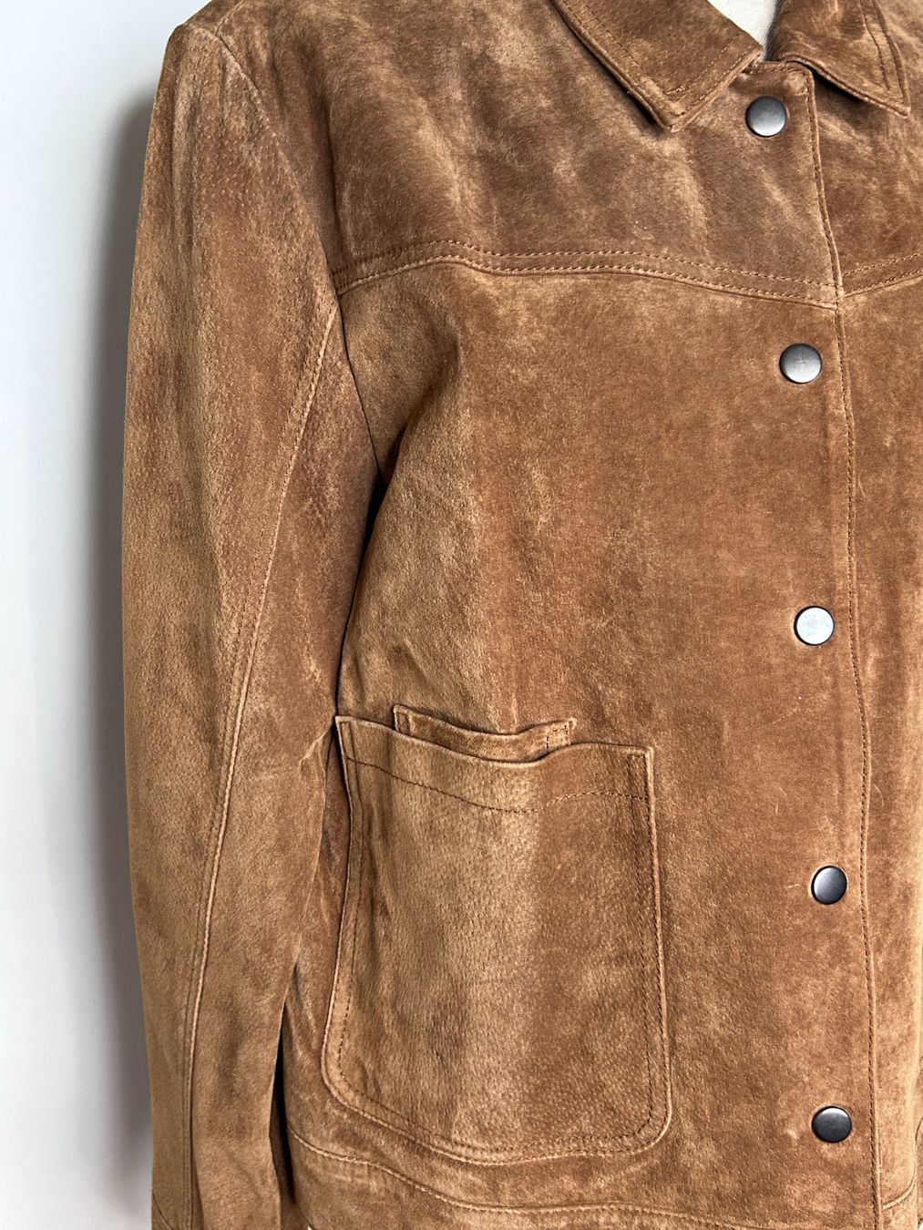 Massimo Dutti Vestes: Sissy Boy Wildlederjacke – D'occasion à St. Gallen par look-twice 1