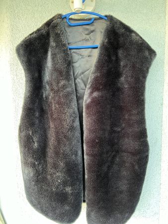 schwarzes Chilet Kunstpelz XXL