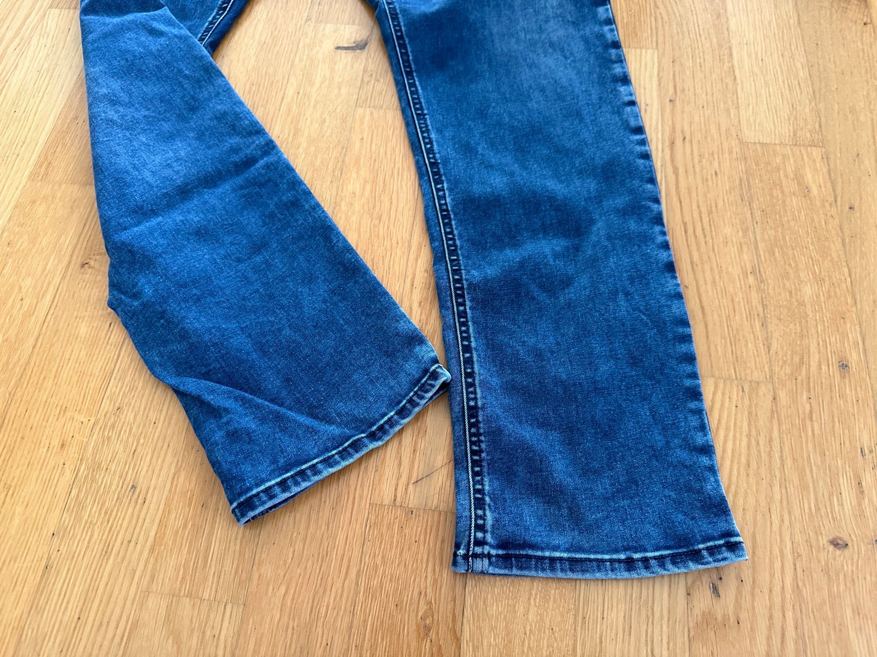 Replay Jeans: Schöne Jeans der Marke Replay Grösse 33 – Neu (gemäss Beschreibung) aus Bettlach von Tradenet100 1