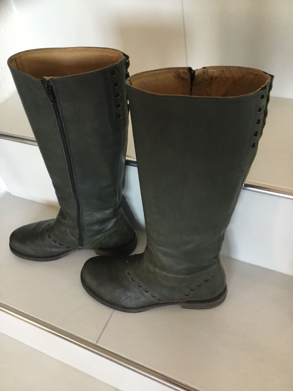 Scarpe da donna: GIDIGIO bottes 38 – Usato da Gampelen venduto da Bagnacauda03 3