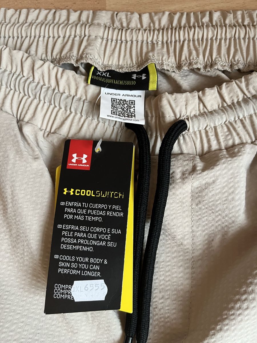 Under Armour Pantaloni: Under Armour Hosen – Nuovo e nell'imballaggio originale da Basel venduto da ttudor 1