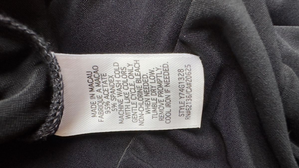 Guess Camicette: Bluse von Quess – Nuovo (secondo la descrizione) da Adliswil venduto da RicPro 4