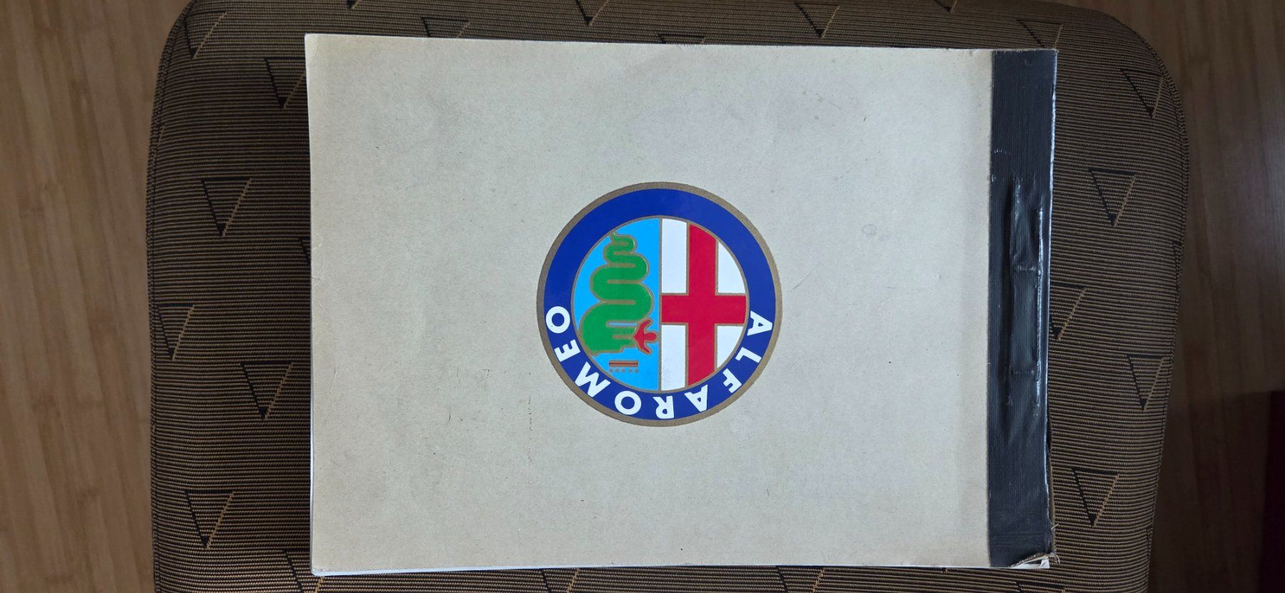 Documenti: Alfa Romeo Montreal Ersatzteilkatalog – Usato da Reinach AG venduto da Goldtimer