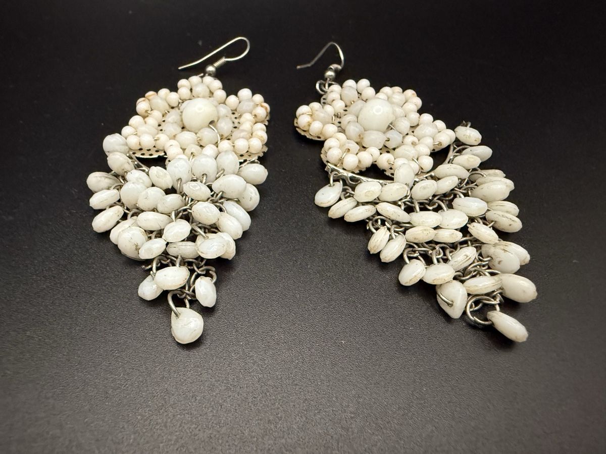 Ohrringe & -stecker: Elegante weiße Ohrringe - Vintage – Gebraucht aus Lamone von LaCantinaMagica 3