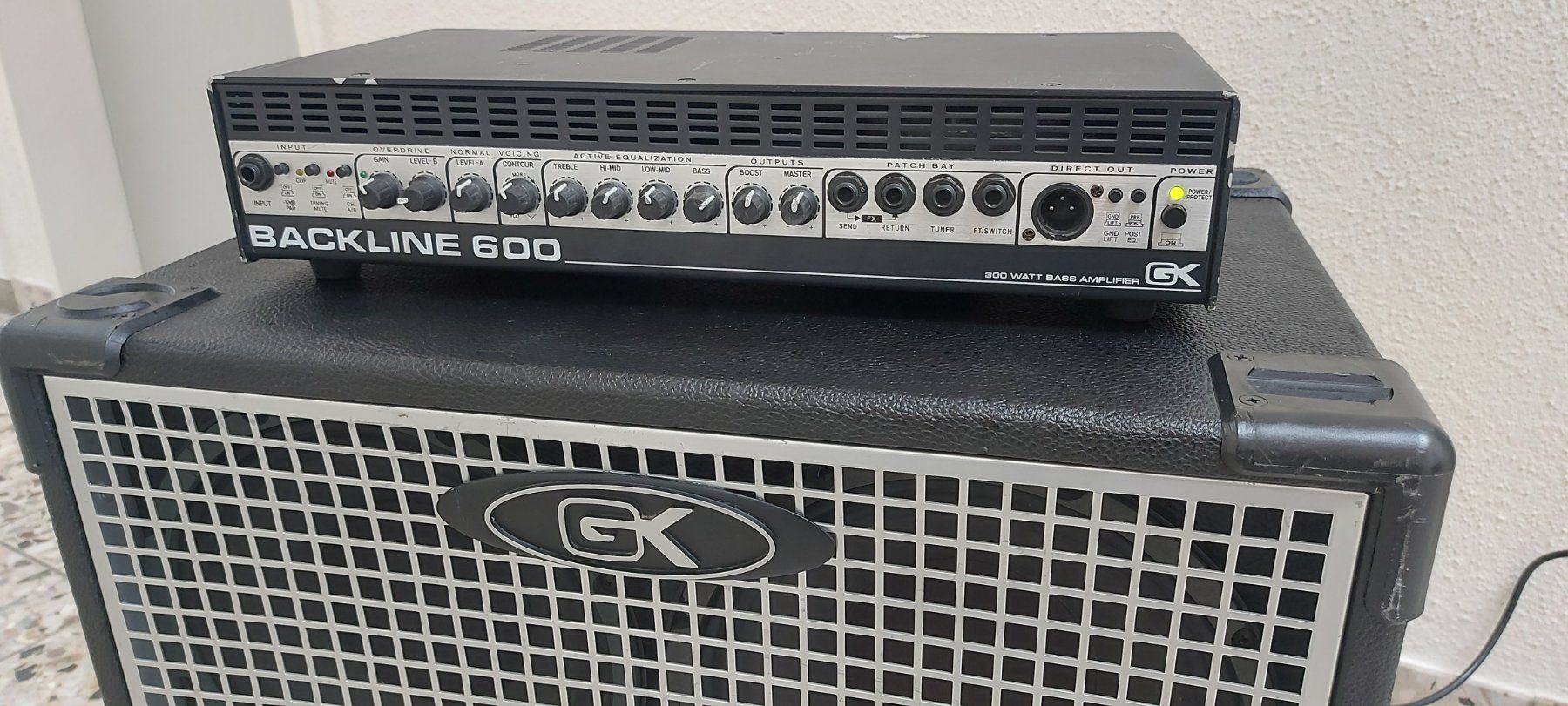 Amplificatori: Bass Amp Bundle GK Backline 600 head + Box kruger 115 BLX – Usato da Glattbrugg venduto da Swissmusik 2