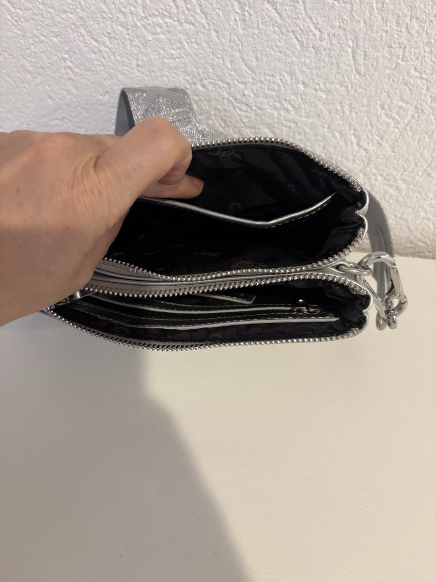Steve Madden Taschen für Damen: Steve Madden Tasche silber  – Neu (gemäss Beschreibung) aus Bülach von kittygismo 3
