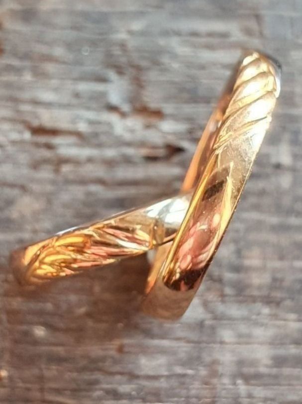 Bagues: Traumhafte Eheringe, 18 Karat Gold 750 – Neuf (Voir description) à Unterägeri par Altgoldschmuck 4