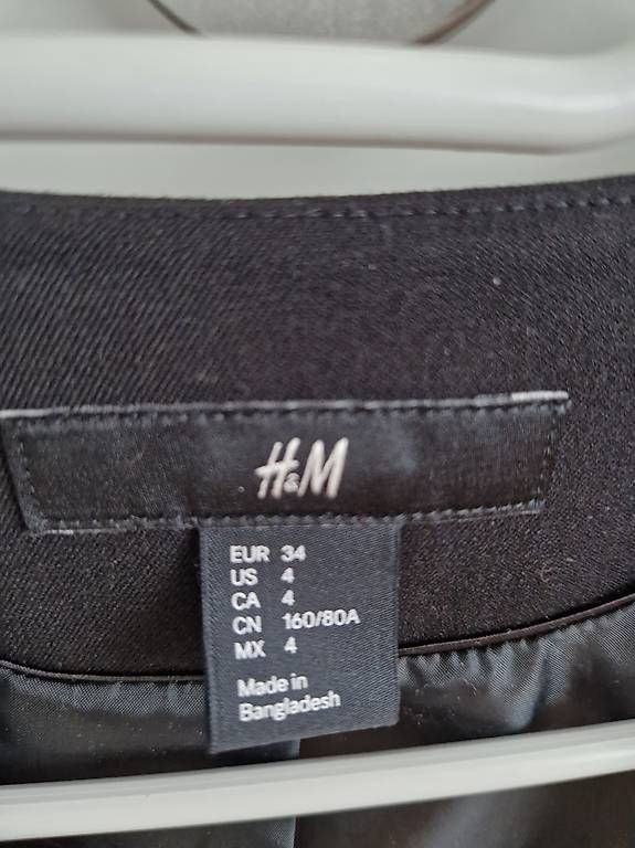 H&M Completi & Tailleur: Schwarzer H&M Blazer Gr. 34 elegant Übergangsjacke Jacke ... – Nuovo (secondo la descrizione) da Ottikon venduto da swiftchocolate 2