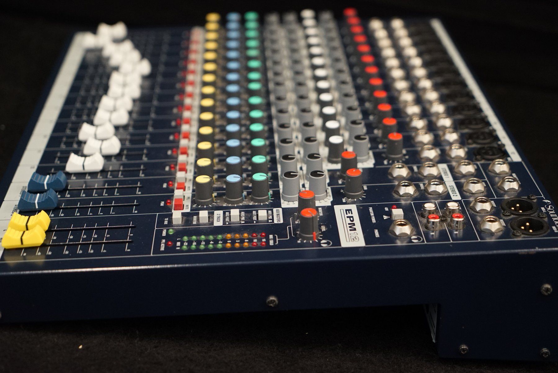 Soundcraft Mischpulte: Soundcraft EPM12 Analoges Mischpult – Gebraucht aus Ortschwaben von Musictrade 4
