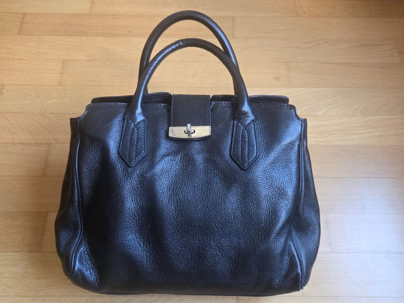 Navyboot Borse da donna: Navyboot Tasche Leder – Usato da Fislisbach venduto da Maieriisli25