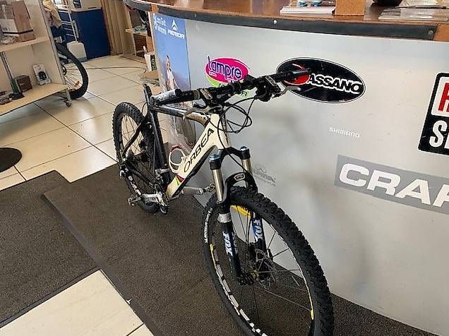 Orbea Biciclette: Vtt Hardtail Orbea Alma Carbon – Difettoso da Fribourg venduto da Profilsport 2