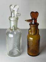 2 Antike Apothekerflaschen Glas Chloroform Herzform Um 1930