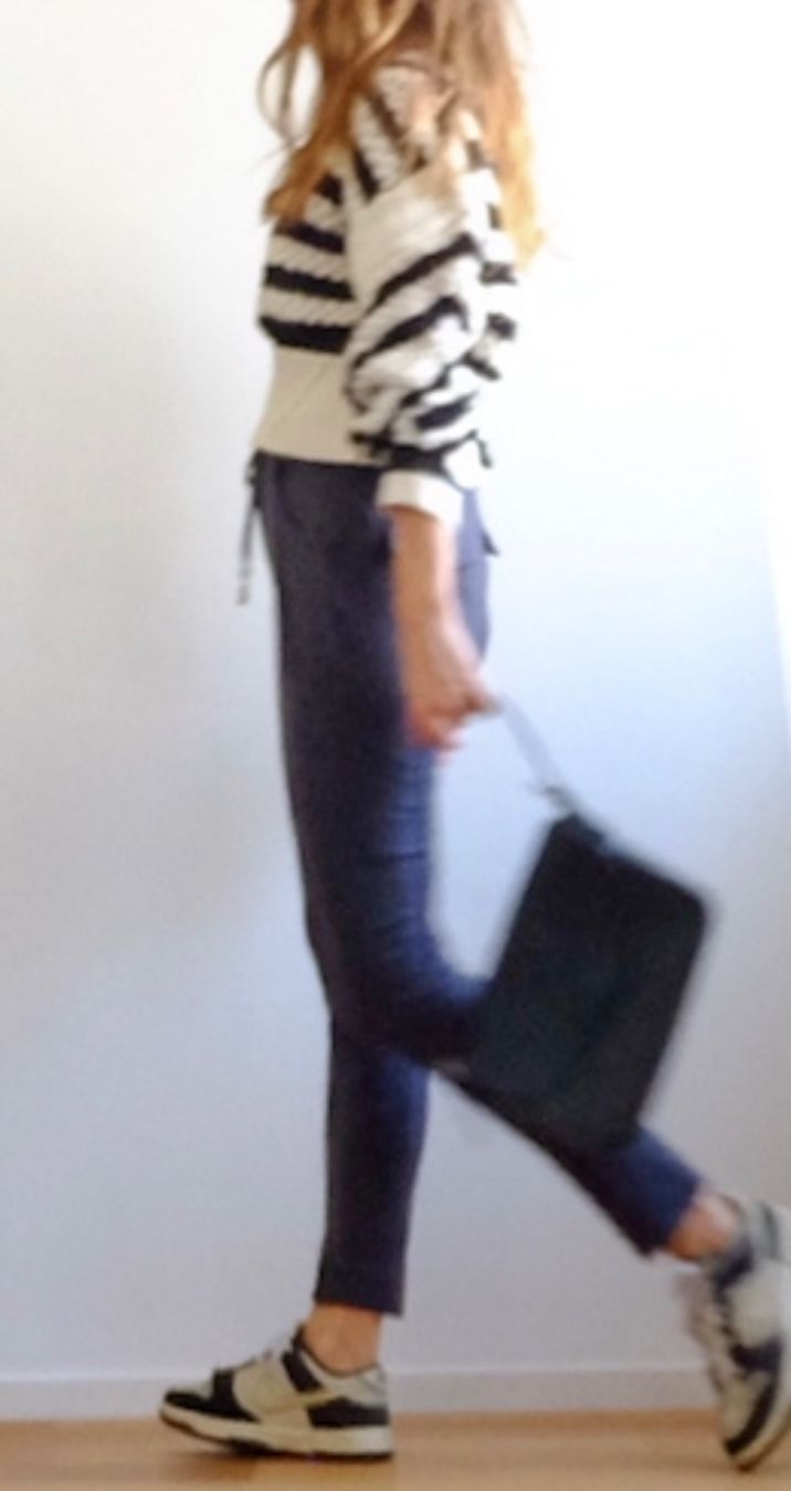 Zara Pulls & Sweat-shirts: ZARA limited edition WoW Strickpullover – D'occasion à Jona par vanessasupermarket20 3