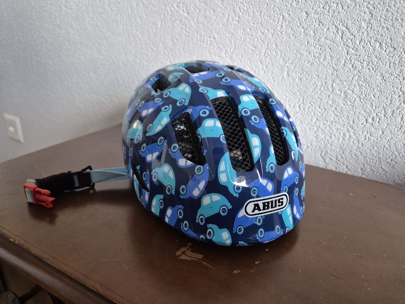 Abus Caschi: Aubus Kinderhelm 50-55cm – Usato da neuenhof venduto da spliffsta88
