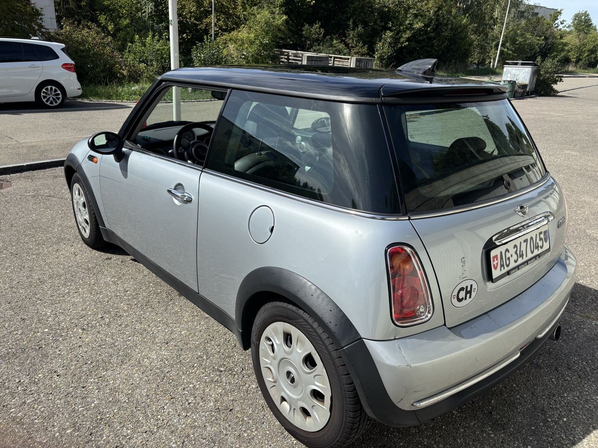 Mini Automobili: Mini Cooper 2005 – Usato da Zufikon venduto da eze_2bzh 4
