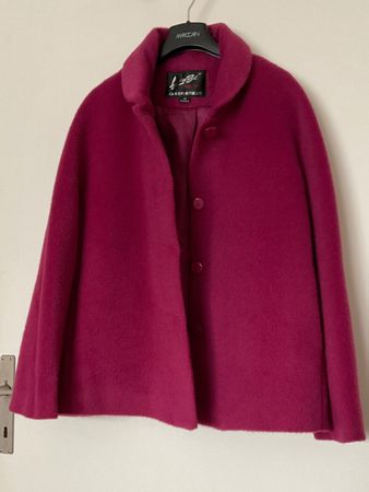 Wunderschöne warme Alpaka Jacke Gr M Himbeere 2 Taschen, NEU