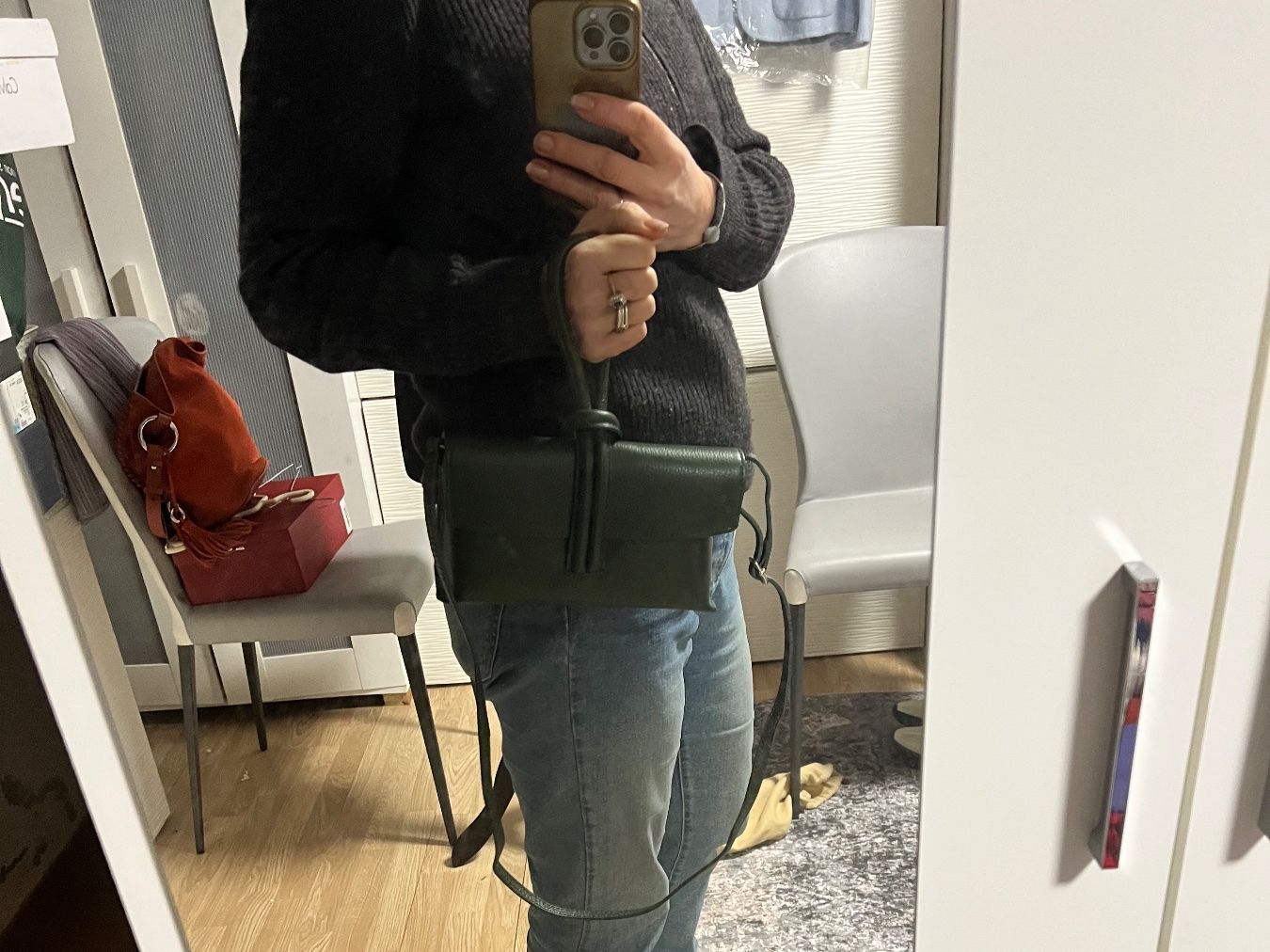 Borse da donna: Sac à main vert très original  neuf! – Nuovo e nell'imballaggio originale da Crans VD venduto da sle_7hng 6